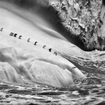 Антарктические пингвины (Pygoscelis antarctica) на айсберге между островом Заводовский и Высокий. Южные Сандвичевы острова. 2009.
(c) Себастио Сальгадо / Amazonas images